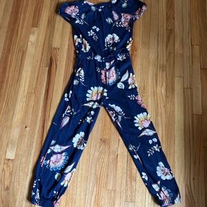 Cute 1 piece outfit for girls